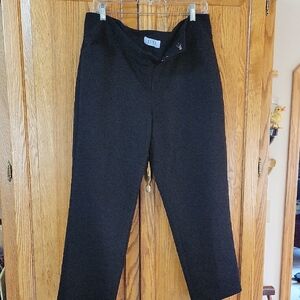 Elle Black Dress Ankle Pants.  Size 16